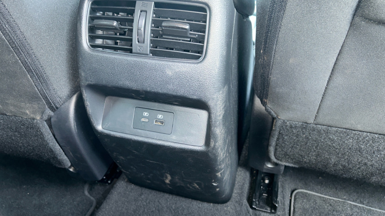 Nissan Qashqai 1.3 DiG-T MH N-Connecta 5dr Petrol Hatchback